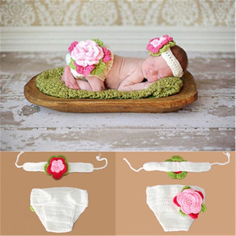 Ensemble de bonnet et pyjama en tricot fait main pour nouveau-nés