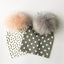 Chapeau de bébé moderne de luxe avec pompon pour l'automne et l'hiver