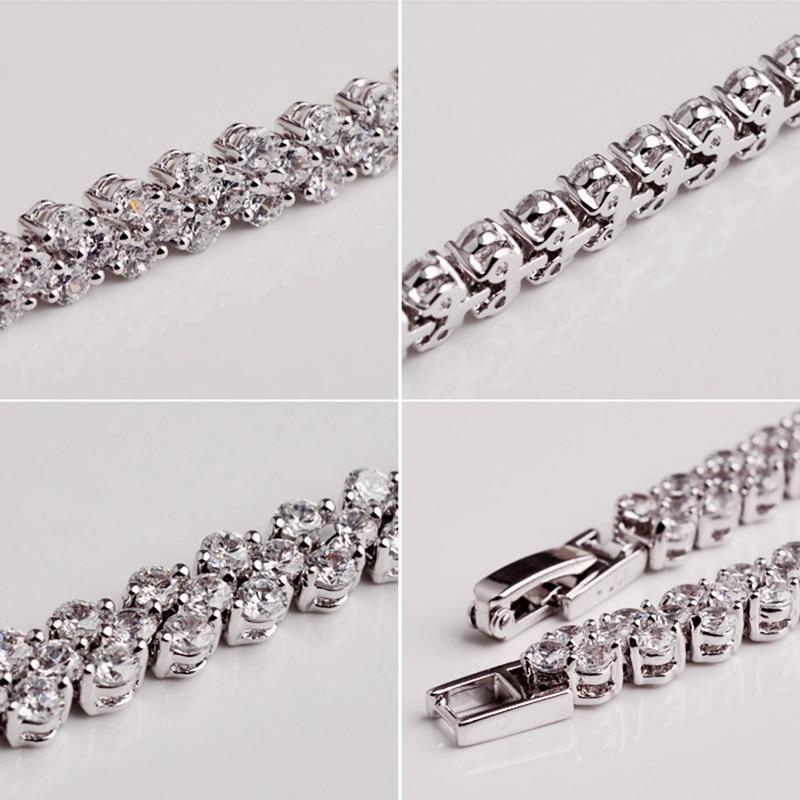 Elegant Rose Gold Bracelet with Crystal Heart Charm