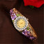 Montre de luxe pour femmes en or élégant avec émail coloré et strass