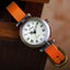 Montre en cuir vintage pour femmes avec cadran noir
