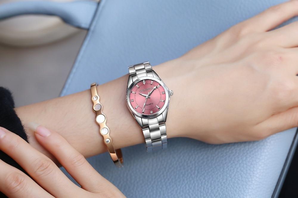 Montre à Quartz en Rhinestones de Luxe STEVVEX pour Femmes