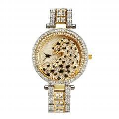 Montre à Quartz Élégante pour Femme avec Accents en Cristal
