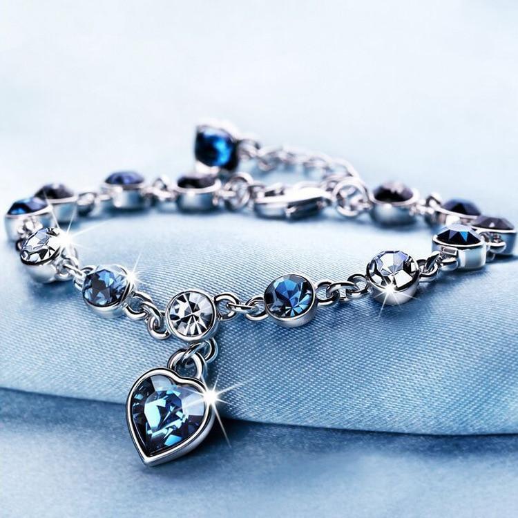 Elegant Rose Gold Bracelet with Crystal Heart Charm