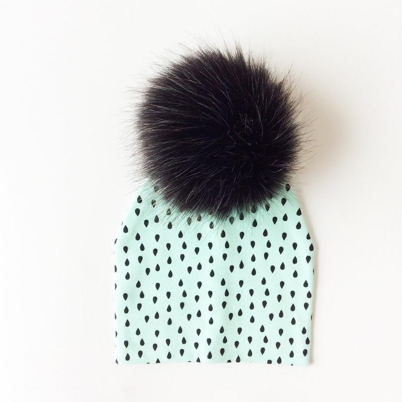 Chapeau de bébé moderne de luxe avec pompon pour l'automne et l'hiver