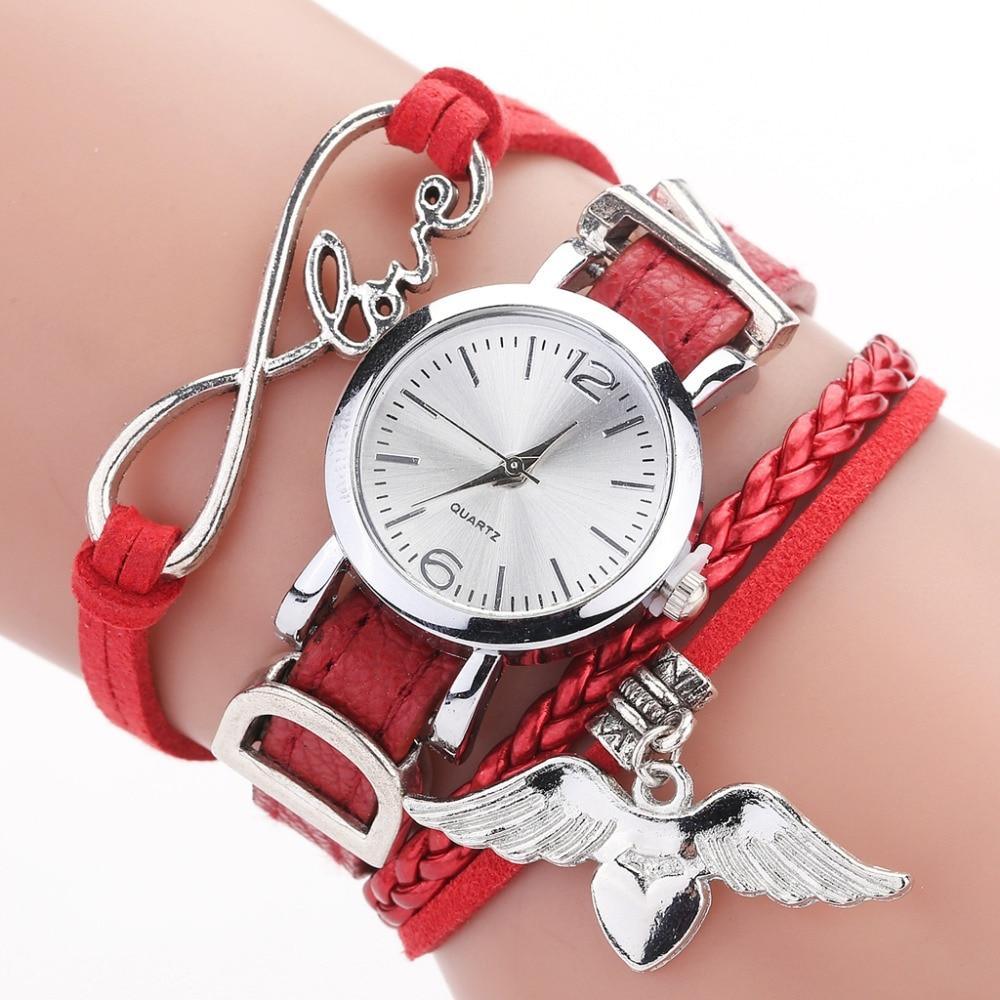 Montre en cuir avec pendentif en forme de cœur en argent pour femmes
