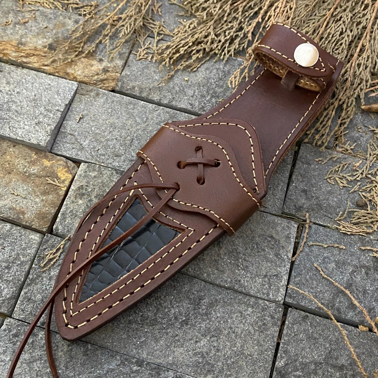 🔥 Exquisite Handmade Damascus Steel Hunting Knife – Elegant Rosewood Handle & Sturdy Leather Sheath - Korvel