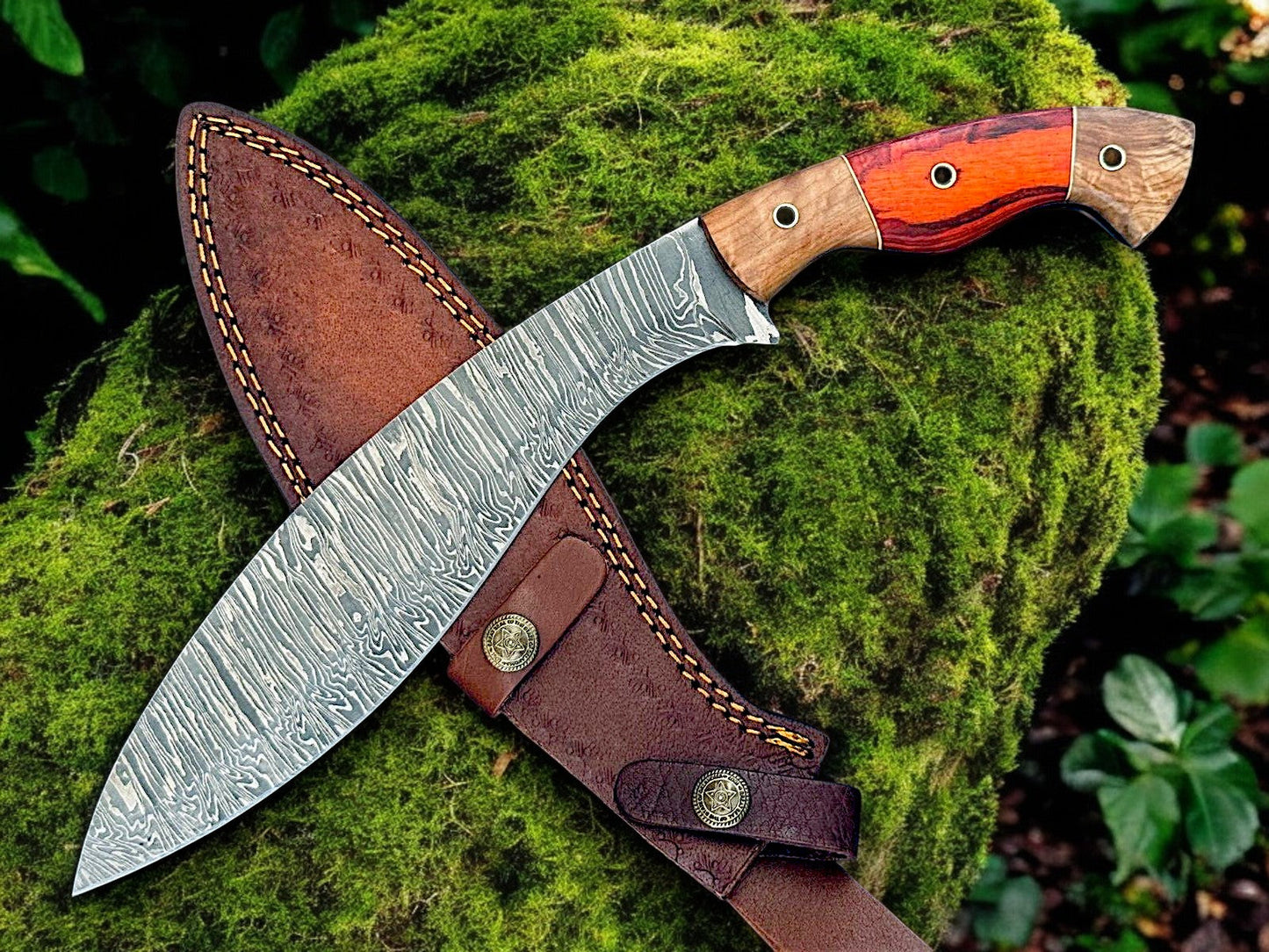 Authentic 15" Handmade Nepalese Kukri with Damascus Blade & Sheath - Korvel