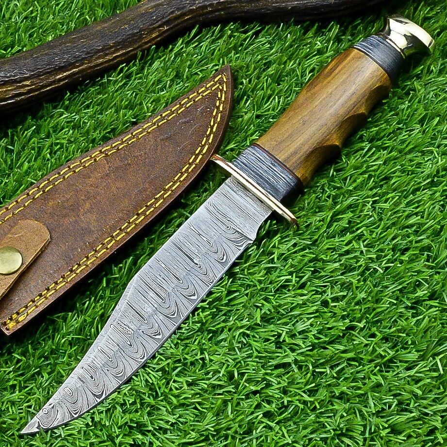 Adventure-Ready Western Boulder Knife – 11" Handmade Damascus Blade with Olive Wood Handle & Leather Sheath - Korvel