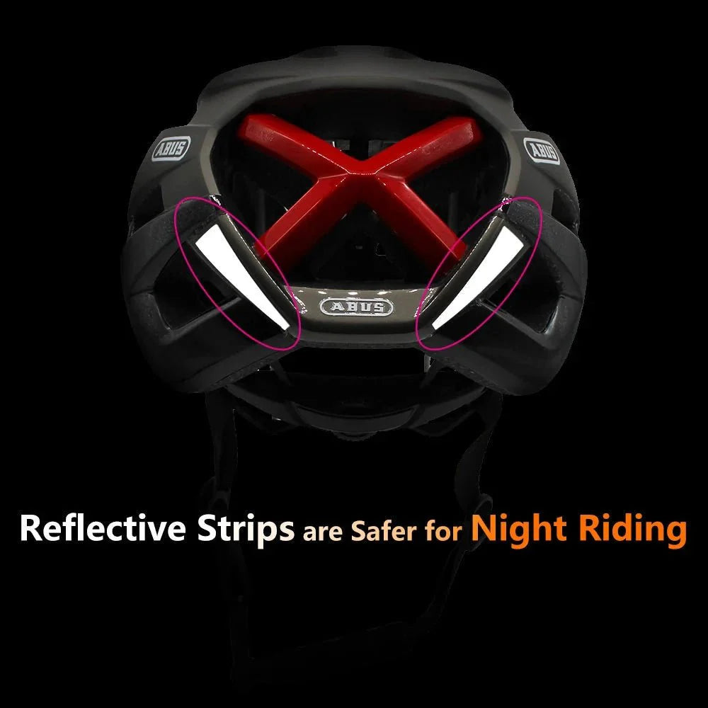 Casque de course SChaser - Sécurité et style premium