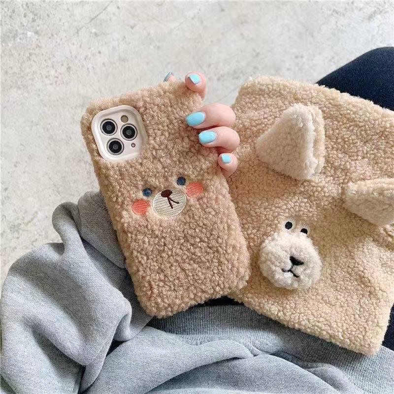 Coque de téléphone en peluche ours brun mignon pour modèles d'iPhone