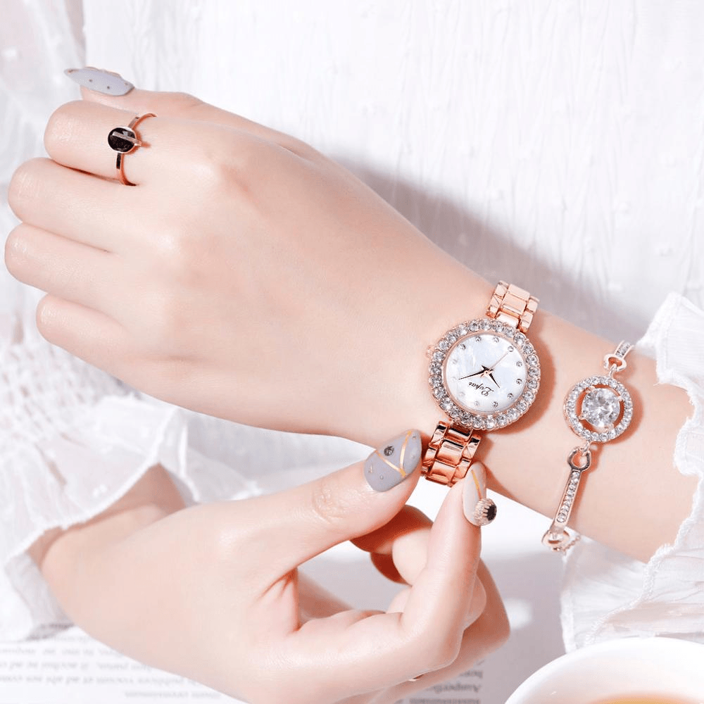 Ensemble de Montre Bracelet Élégant pour Femmes avec Design Géométrique