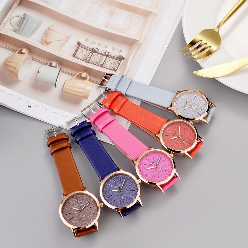 Montre à quartz de luxe pour femmes avec bracelet en cuir