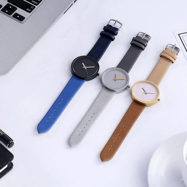 Montre à Quartz Contrastée Grise Moderne pour Femmes et Hommes