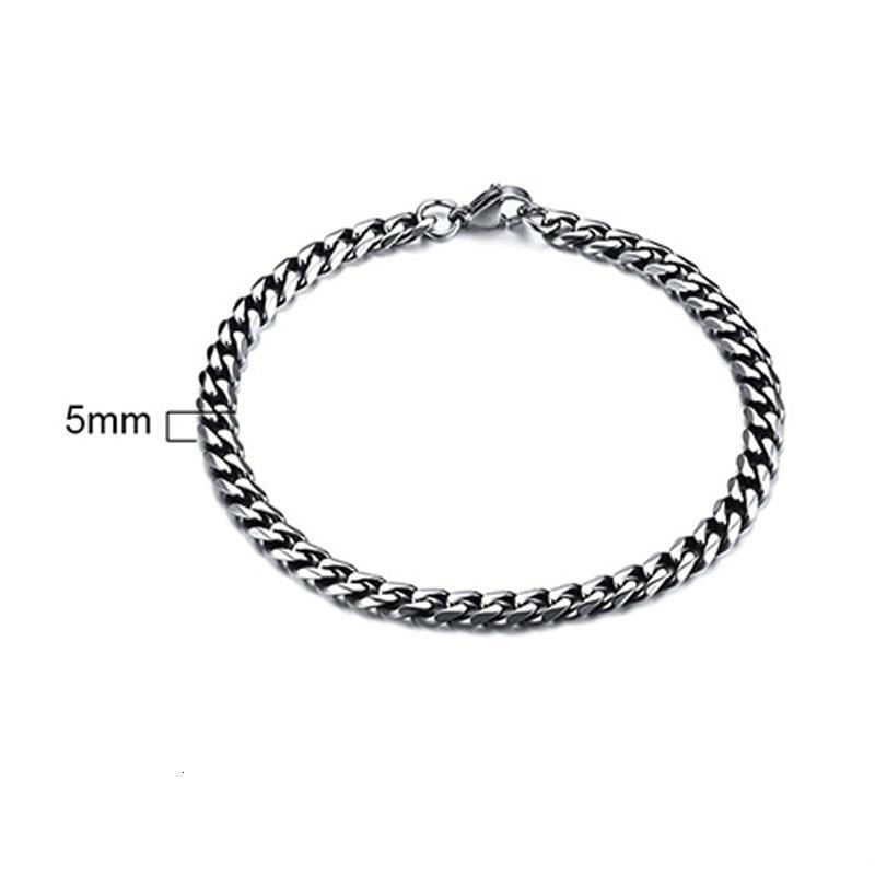 Men's Gold Tone Curb Link Bracelet - Stainless Steel Elegance