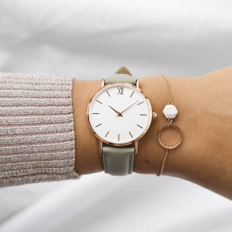 Montre Quartz en Cuir Élégante pour Femmes STEVVEX