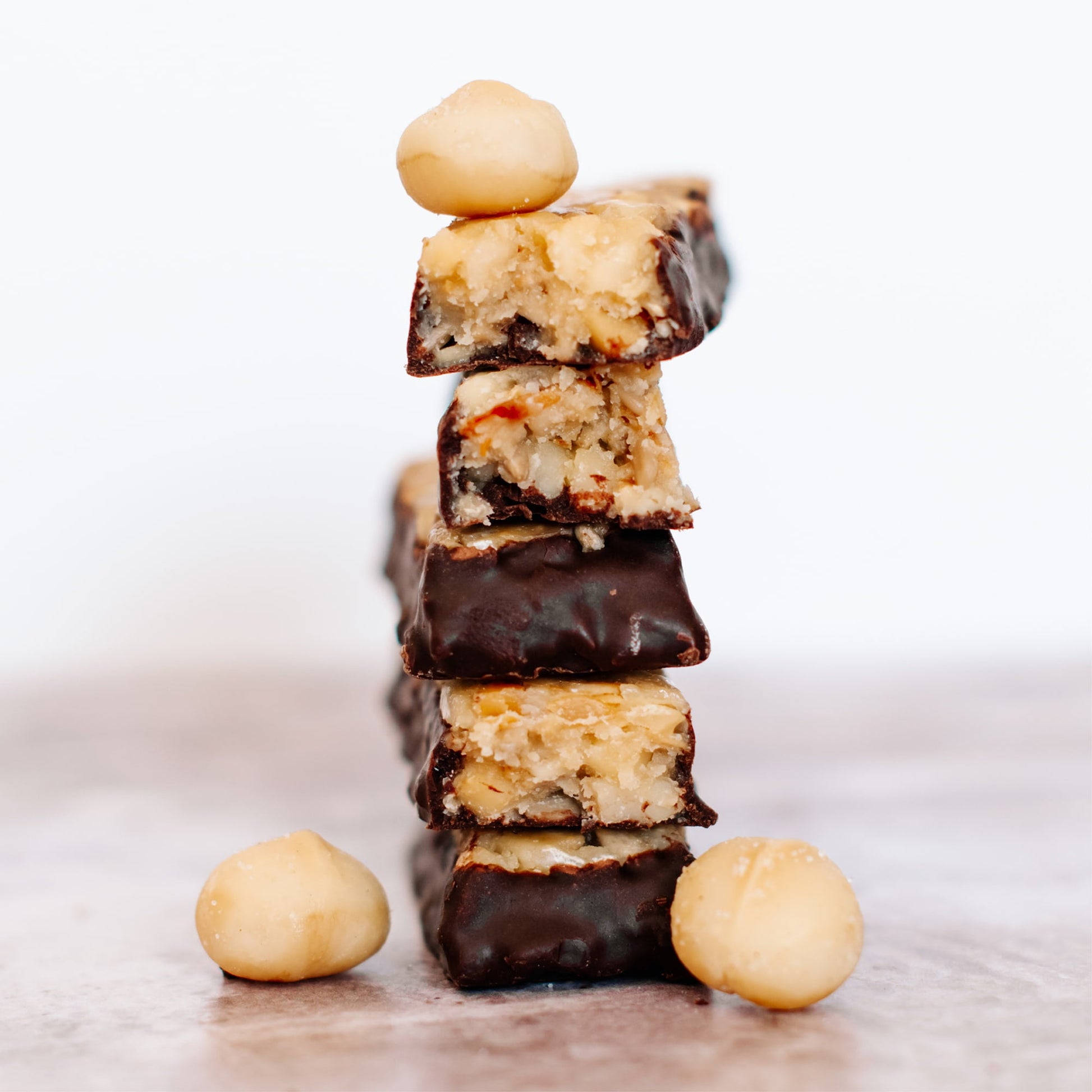Chocolate Macadamia Nuts Snack Bar (12 Bars) - Korvel