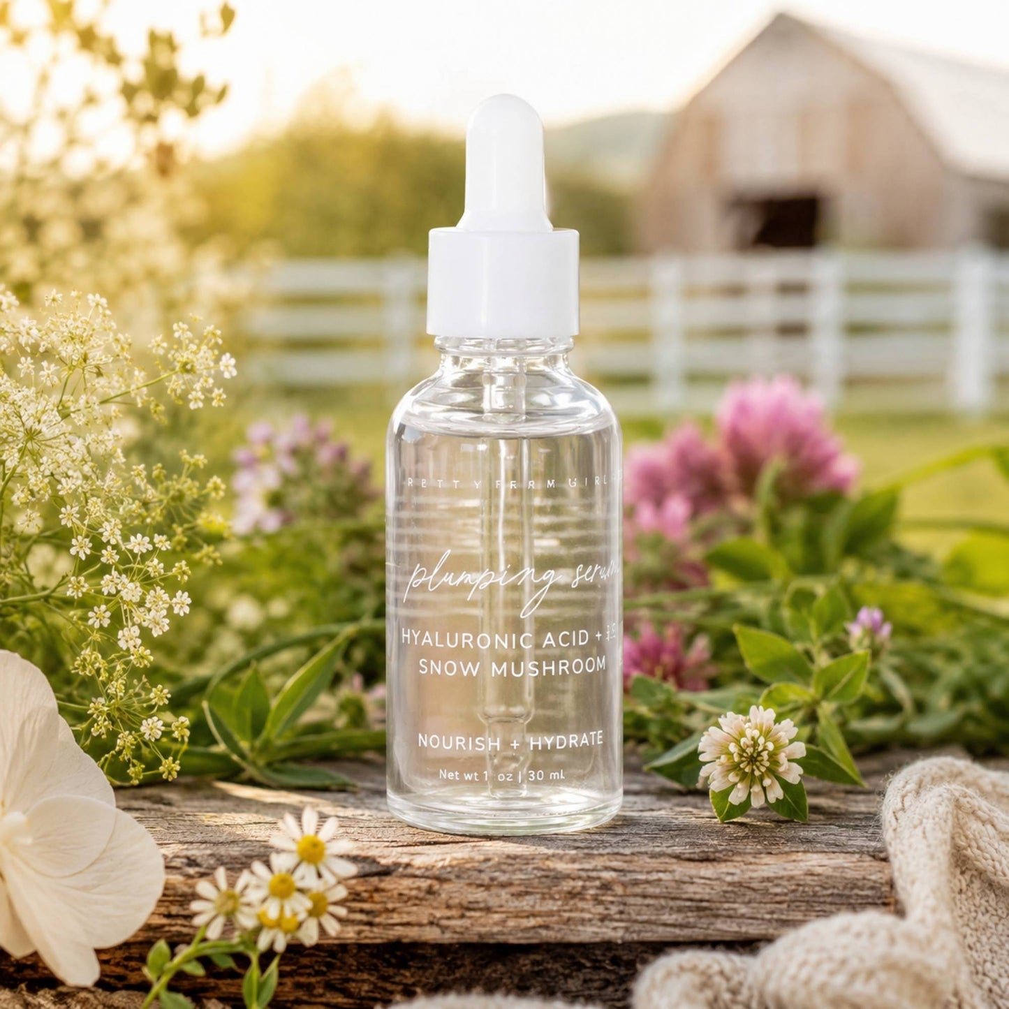 Hyaluronic Plumping Serum with Vitamin B5 & Snow Mushroom