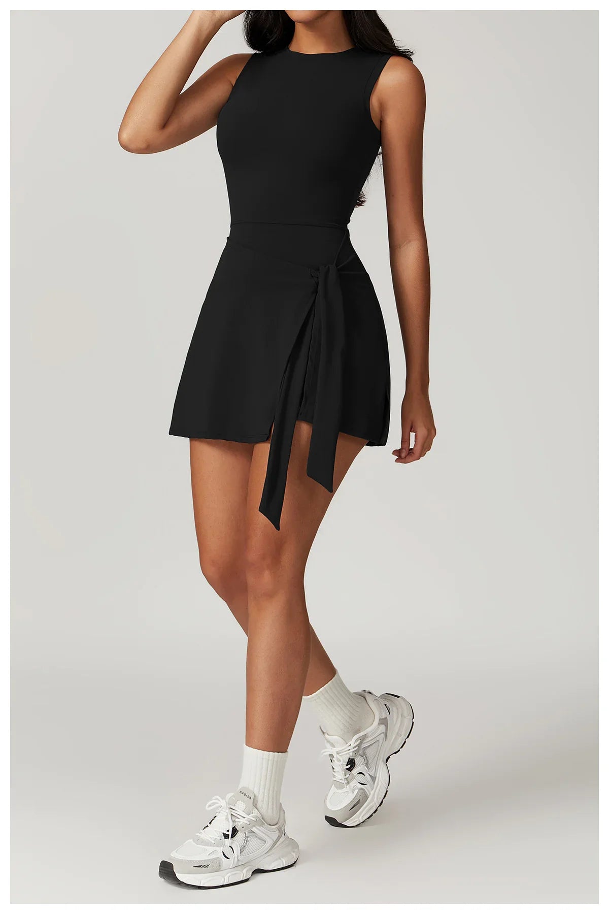 Conjunto de Tenis de Dos Piezas para Mujeres con Estilo Activo