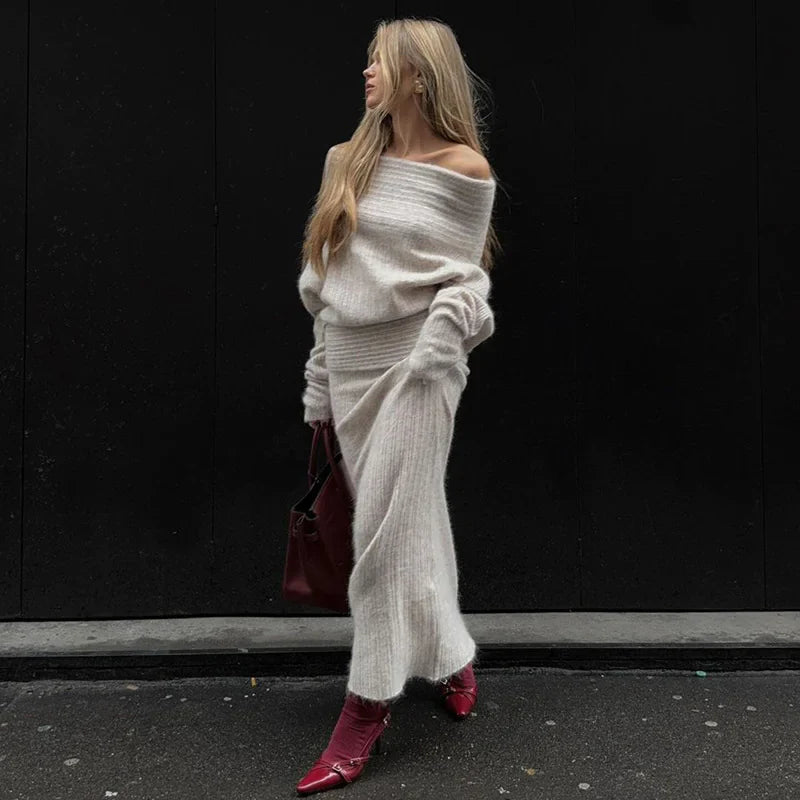 Haut tendance à épaules dénudées avec manches extra-longues pour femmes