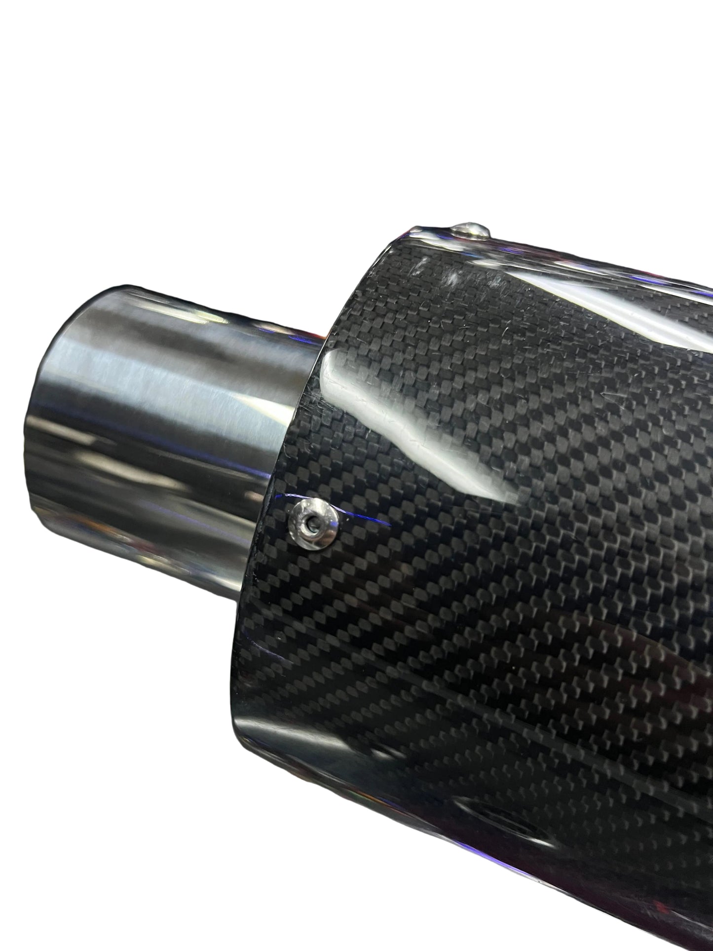 Silenciador de Rendimiento de la Serie Carbono SPDZ1 – Entrada de 3” / Salida de 4.5”
