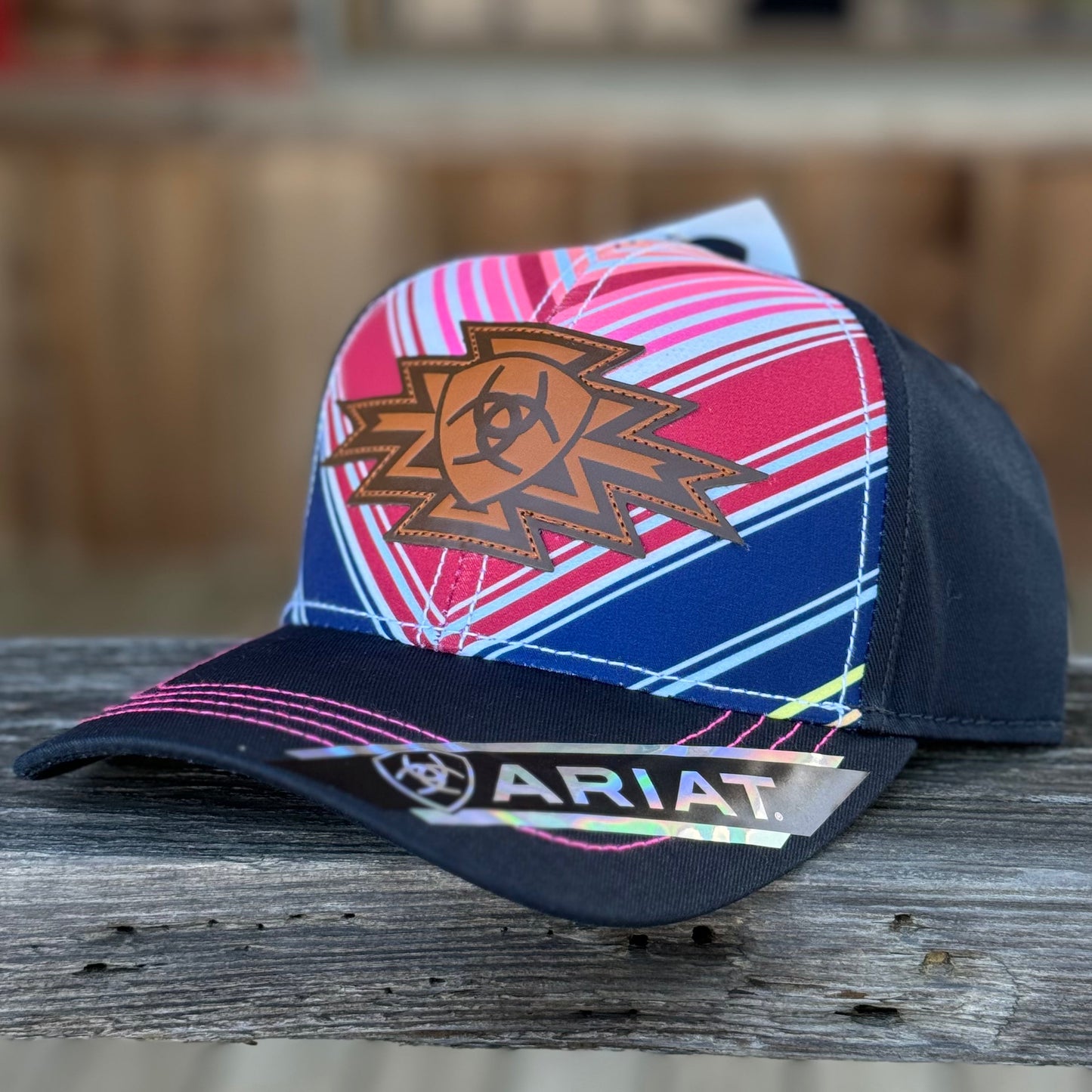Ariat Serape Berry Delight Women's Cap - Korvel