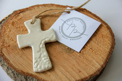 Lace-Embellished Flared Cross Ornament - Korvel