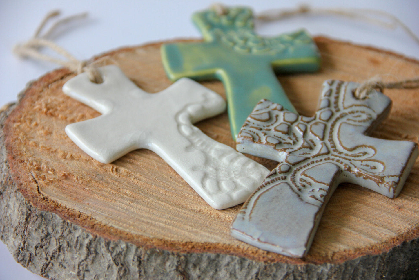 Lace-Embellished Flared Cross Ornament - Korvel