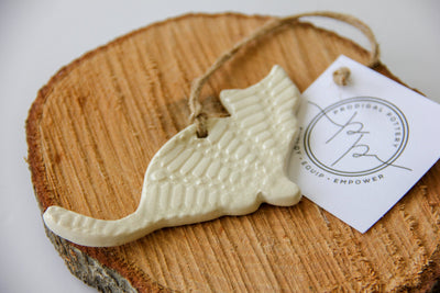 Handcrafted Cat Ornament for Holiday Cheer - Korvel