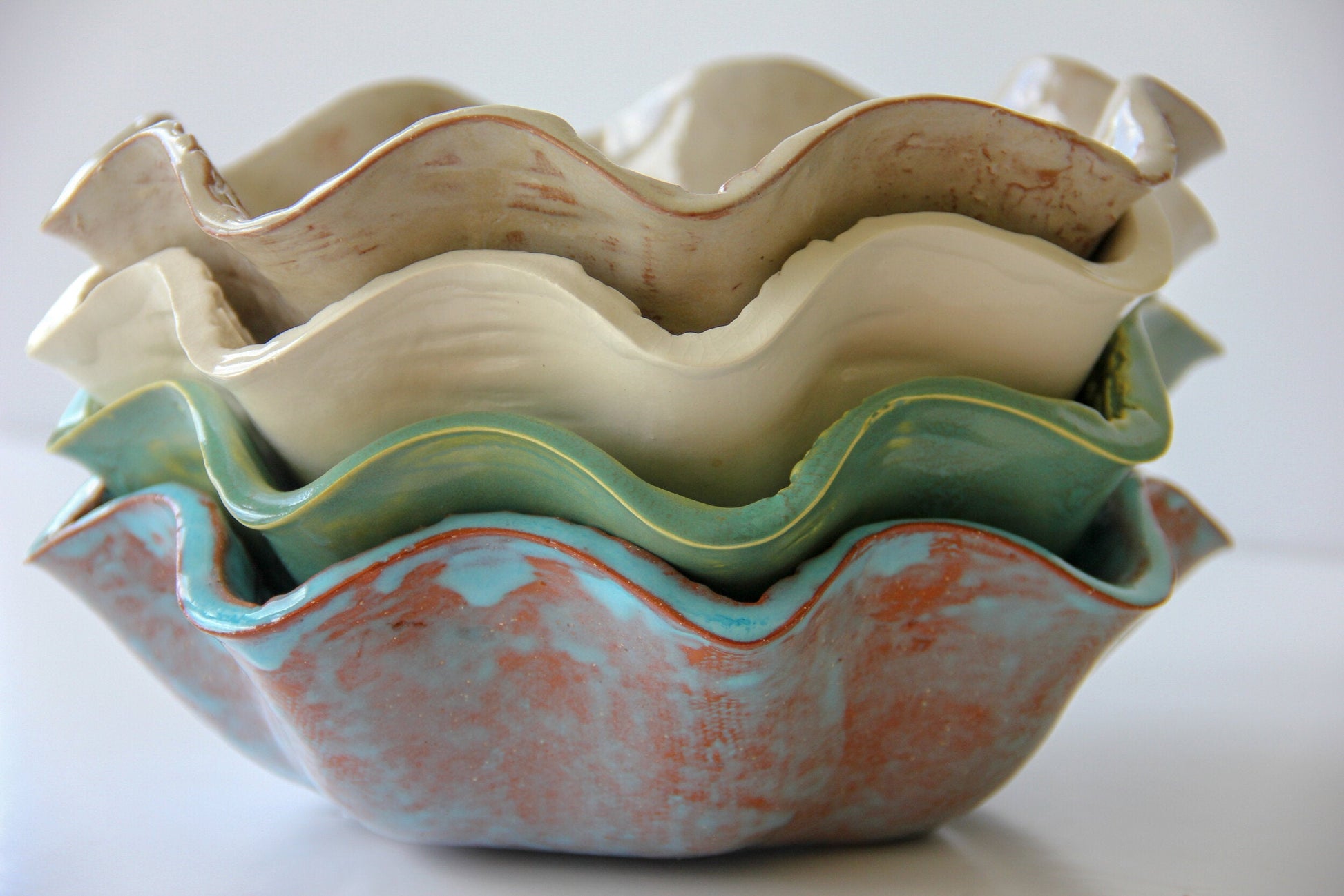 Artisan Lace Blossom Serving Bowl - Korvel