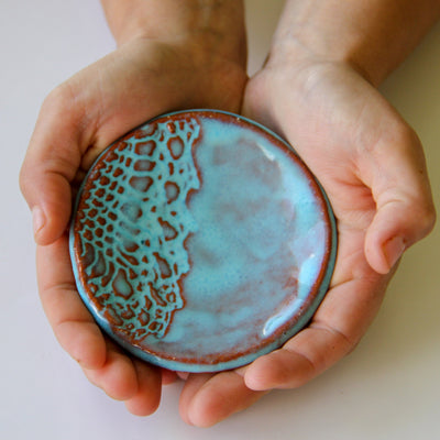 Artisan Lace-Pressed Ring Dish - Korvel