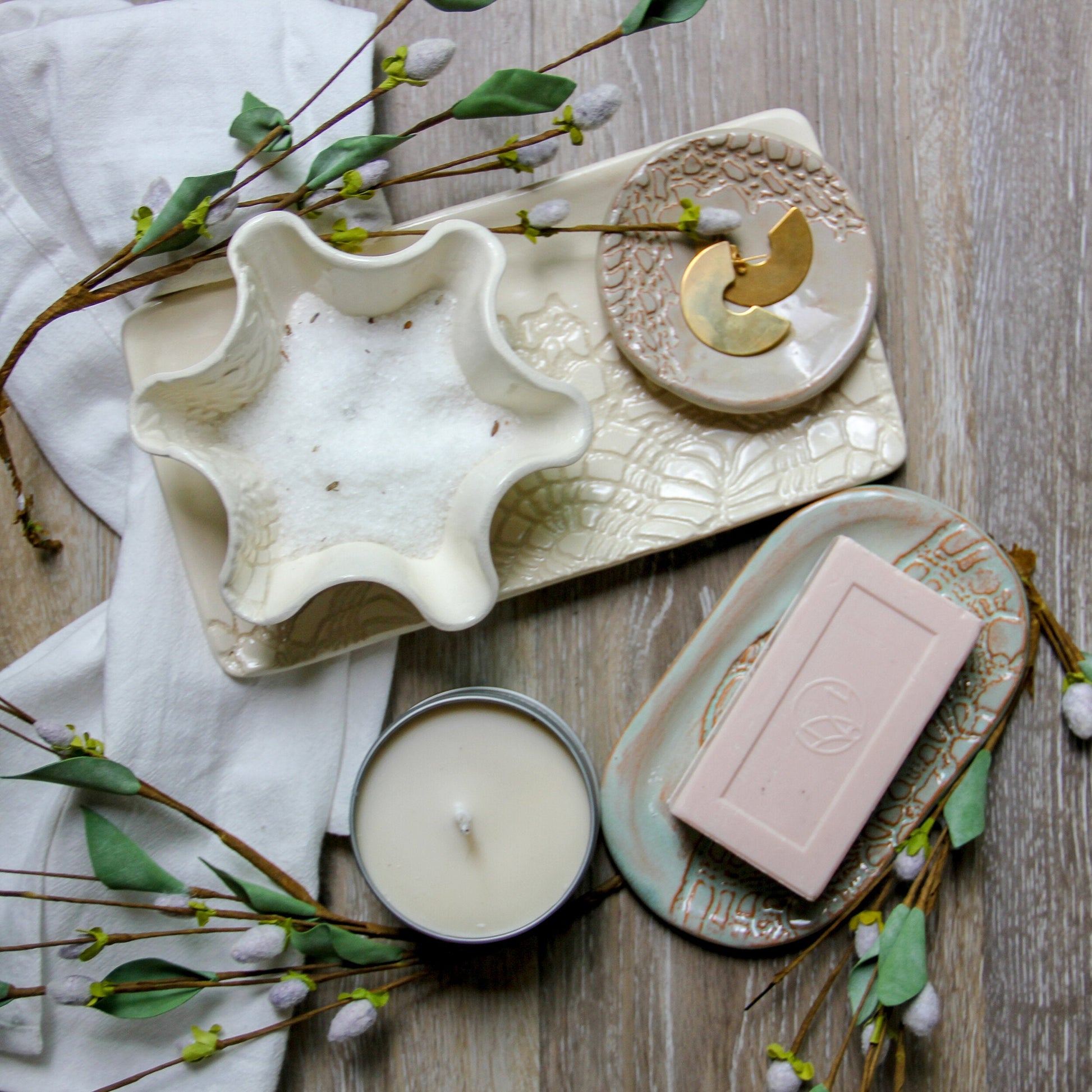 Artisan Lace-Pressed Ring Dish - Korvel