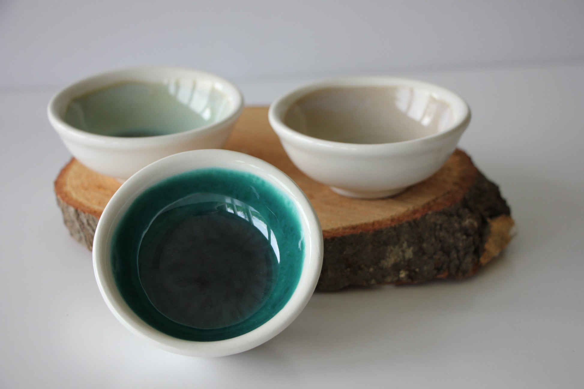 Charming Handcrafted Sauce Bowl - Korvel