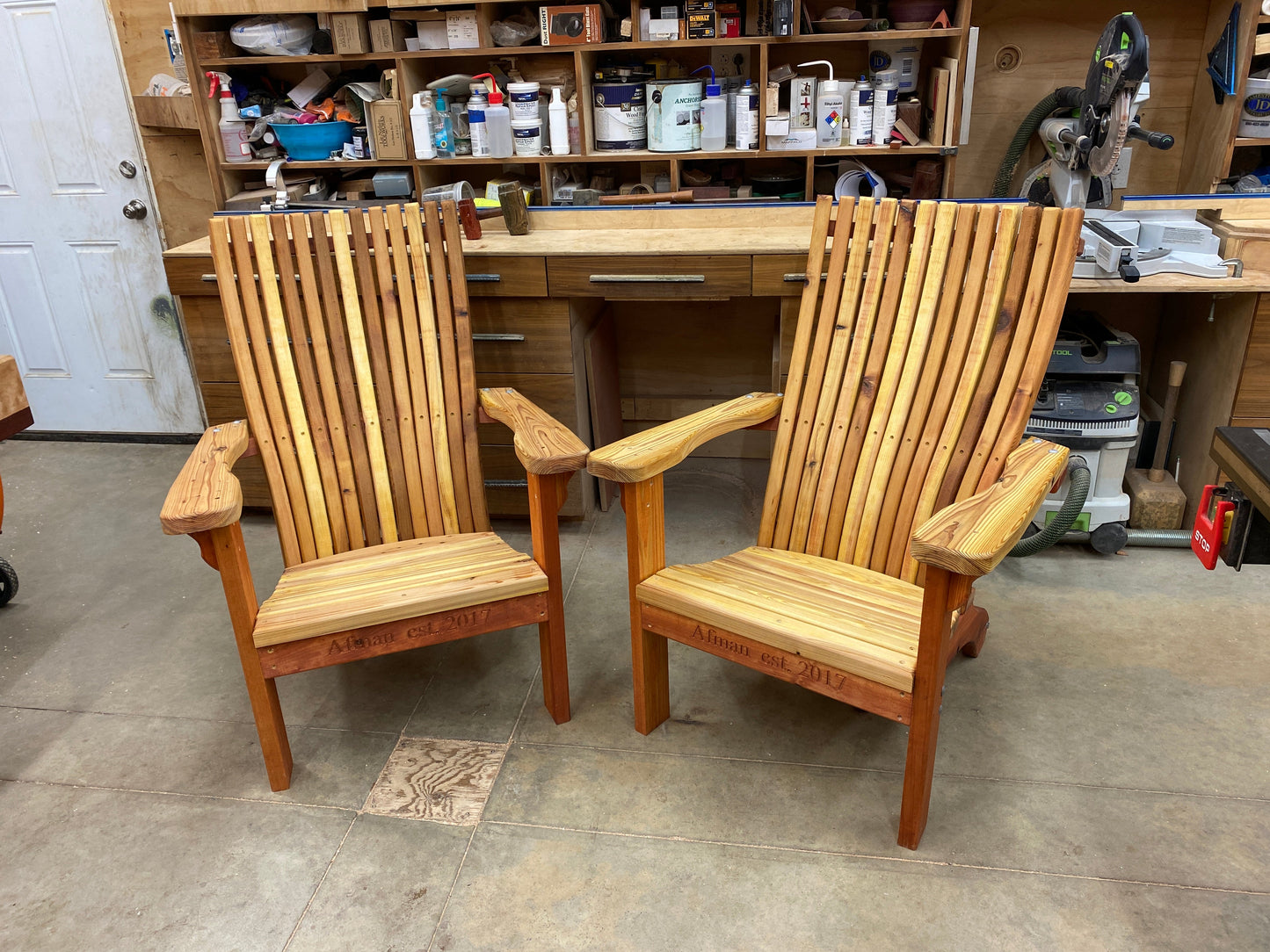 Plans 3-D de chaise Adirondack - Nouveau design de confort