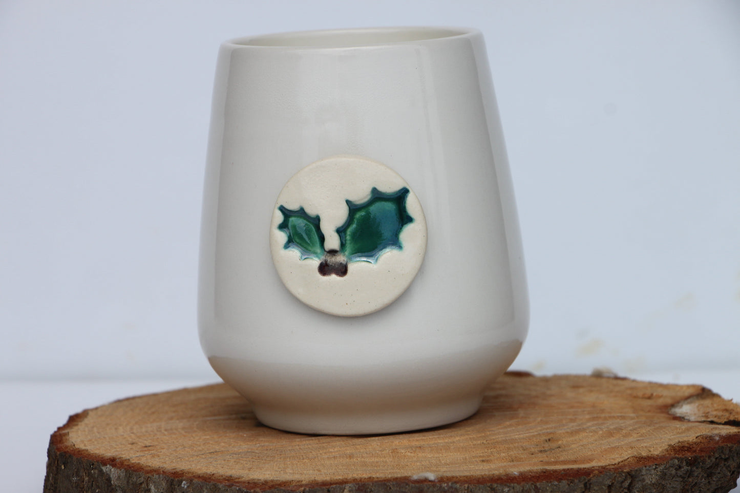Handcrafted Community Naturals Holiday Candle - Korvel