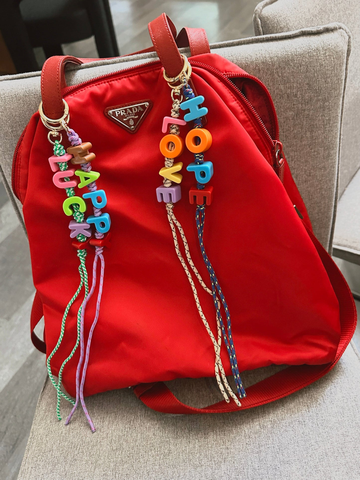 Encanto de Bolsa LOVE - Accesorio Elegante para Bolsos