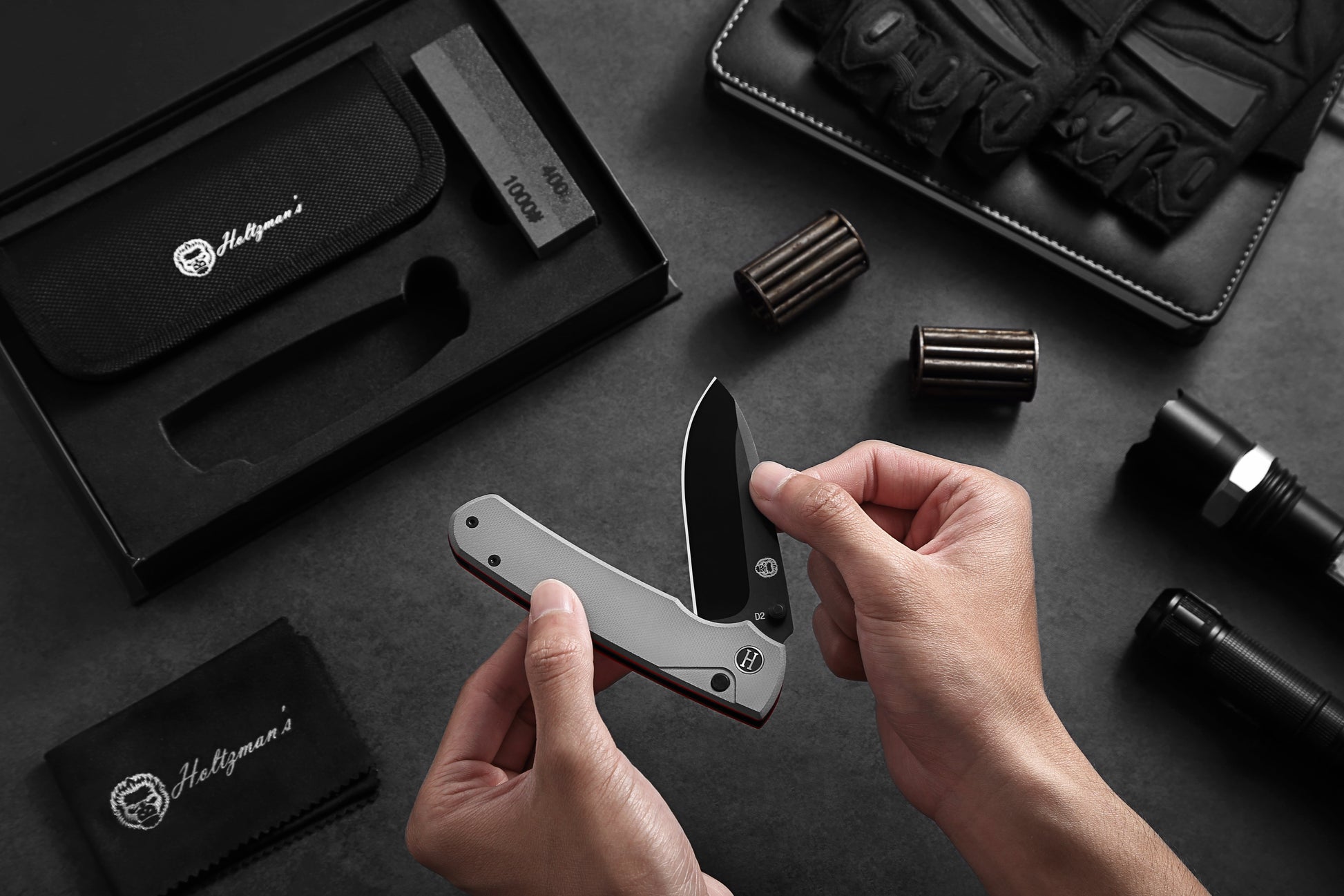 The Ultimate Folding Pocket Knife Gift Set for Outdoor Enthusiasts (Classic Black & White) - Korvel