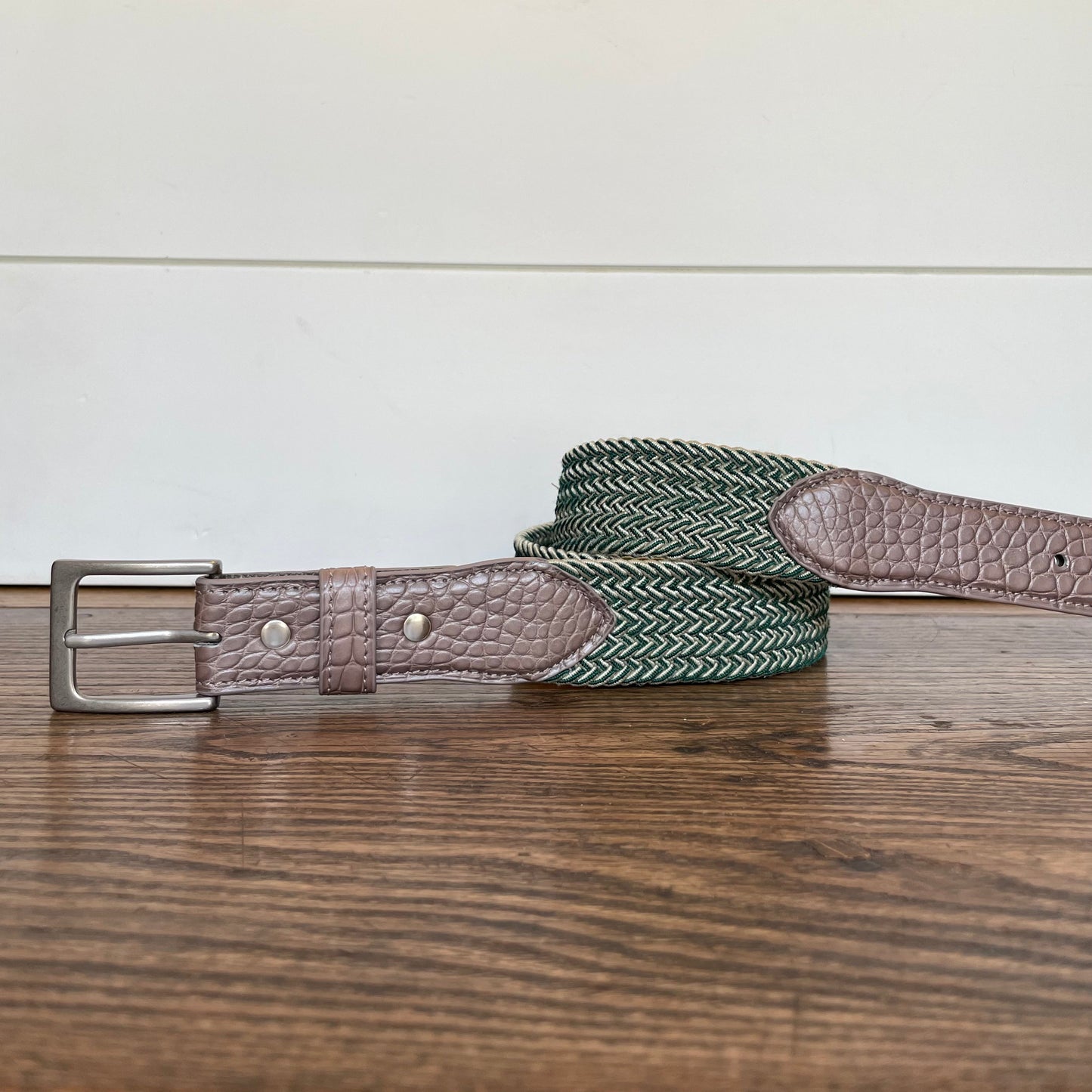 The Stretch Belt in Green & Tan