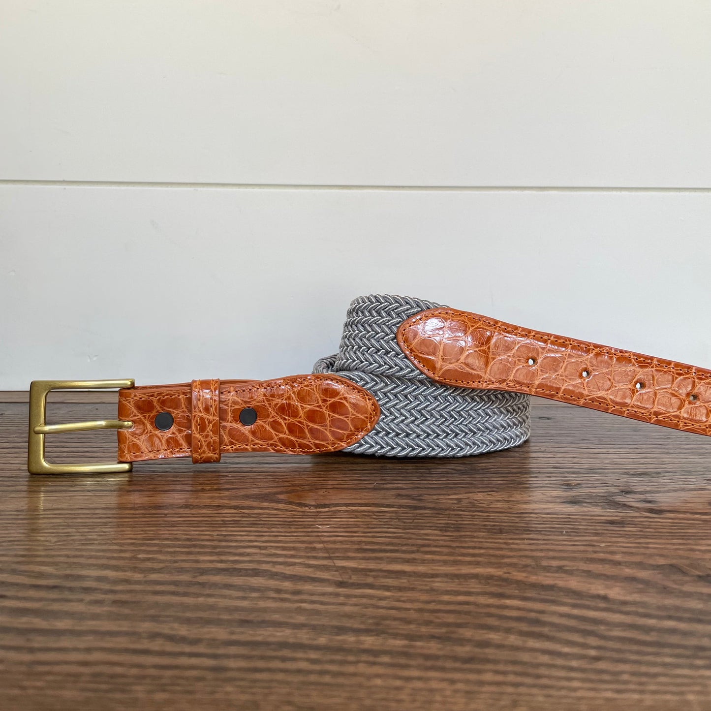 The Stretch Belt in Grey & White