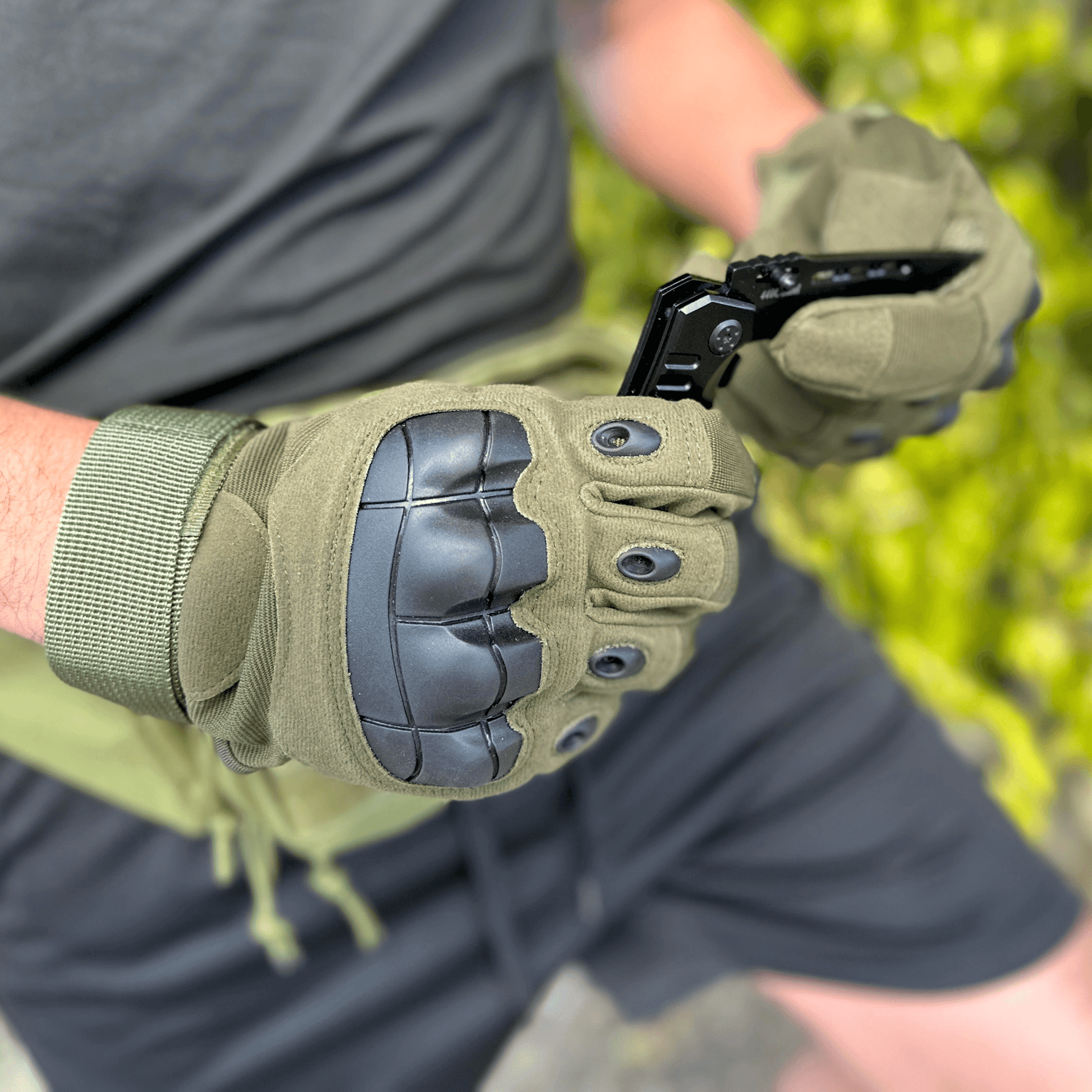 Tactical Military Airsoft Gloves for Outdoor Sports, Paintball, and Motorcycling with Touchscreen Fingertip Capability - Korvel