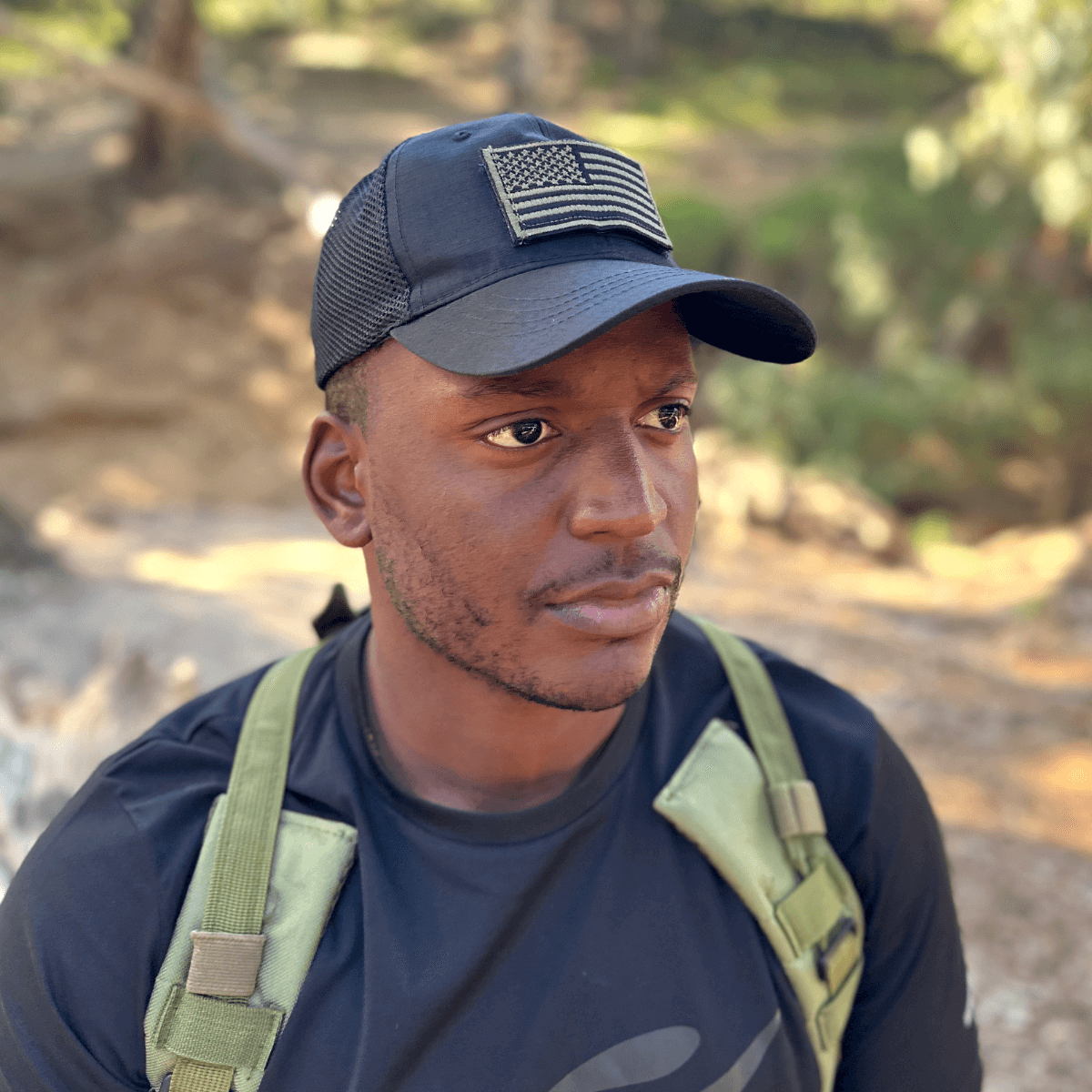 Casquette à patch de style tactique avec sangle réglable
