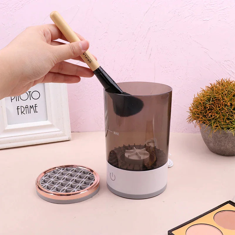 Nettoyeur et Séchoir Électrique pour Pinceaux de Maquillage