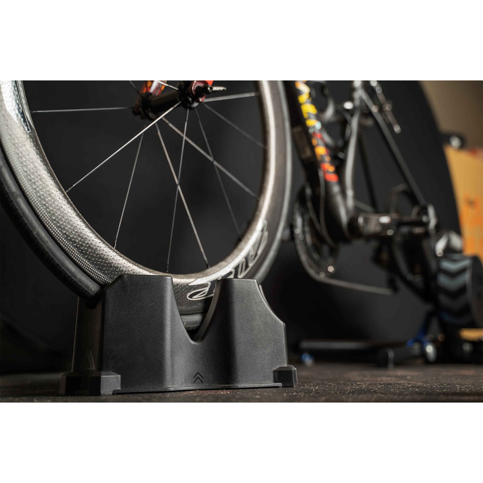 Premium Indoor Trainer Wheel Block - Korvel