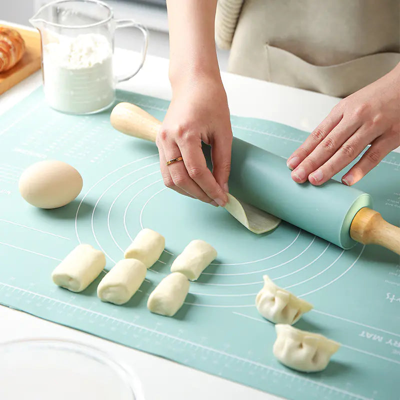 Thick Non-Slip Rolling Pin with Large Non-Stick Mat