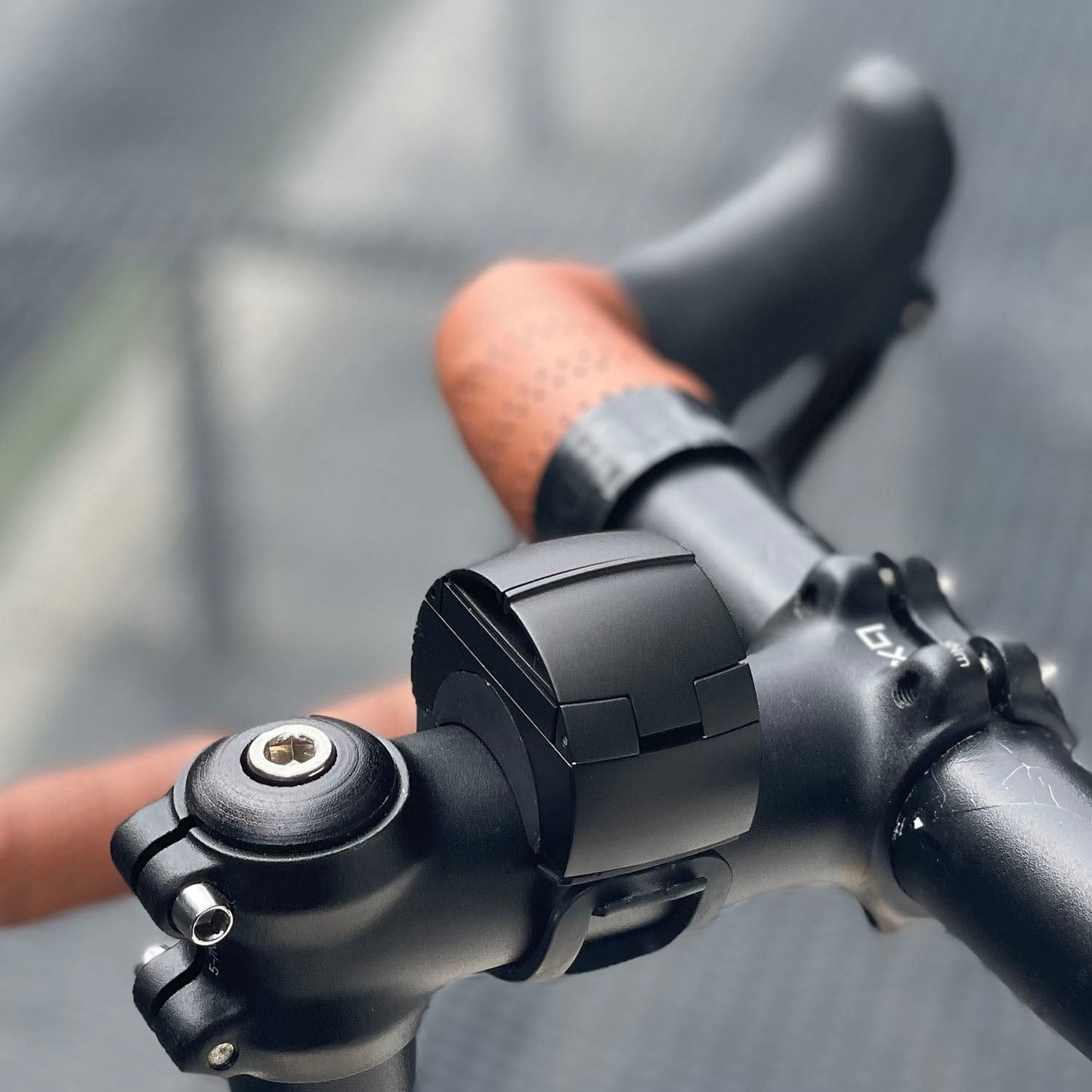 Adaptador Removible Loop para Opciones de Montaje Versátiles