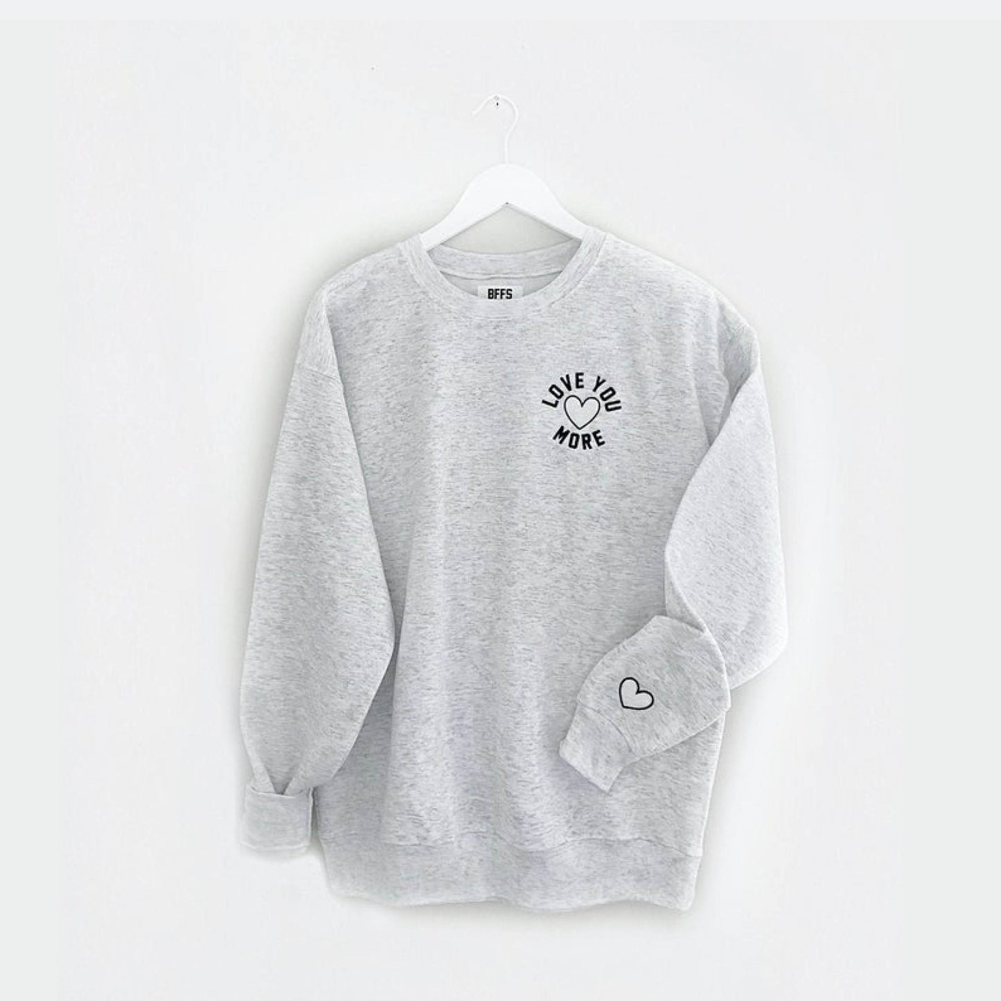 SUDADERA BORDADA LOVE U MORE PARA ADULTOS