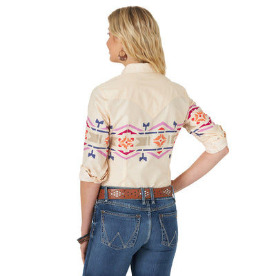 Vintage Charm | Wrangler Women's Long Sleeve Shirt - Korvel