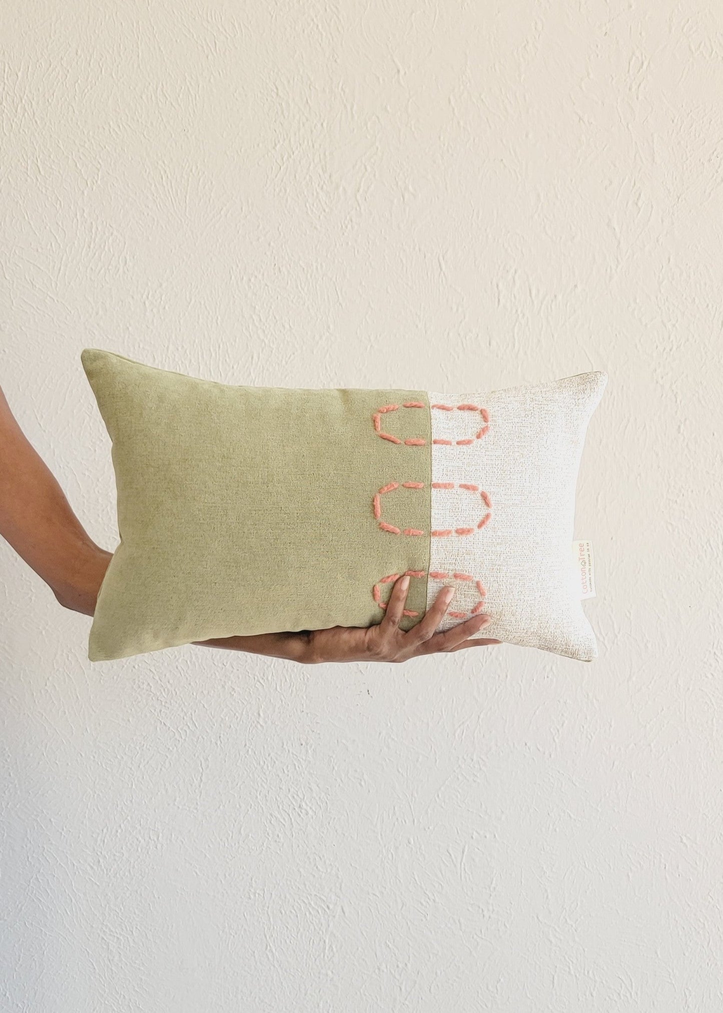 Coussin à motifs de paysages