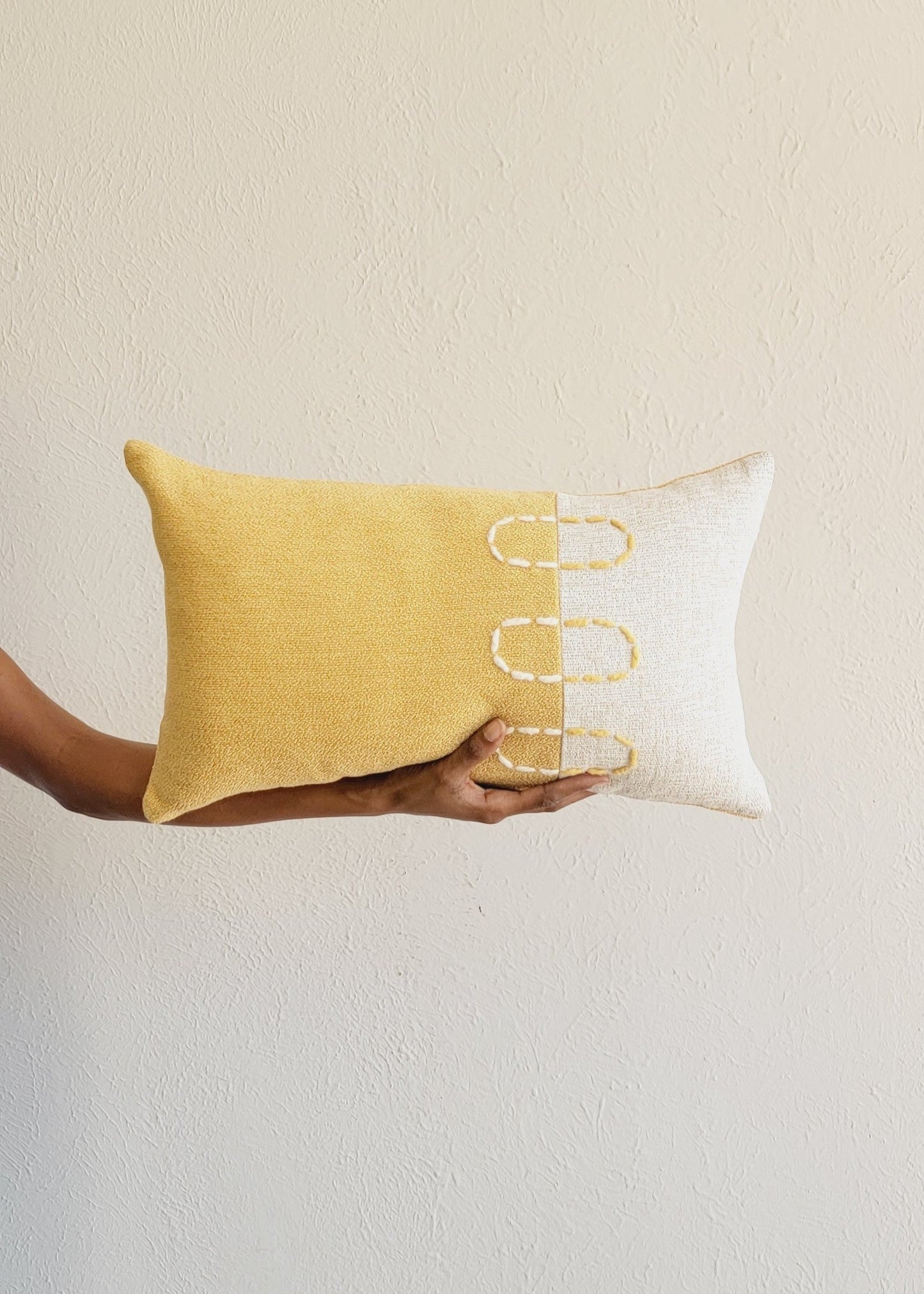 Coussin à motifs de paysages