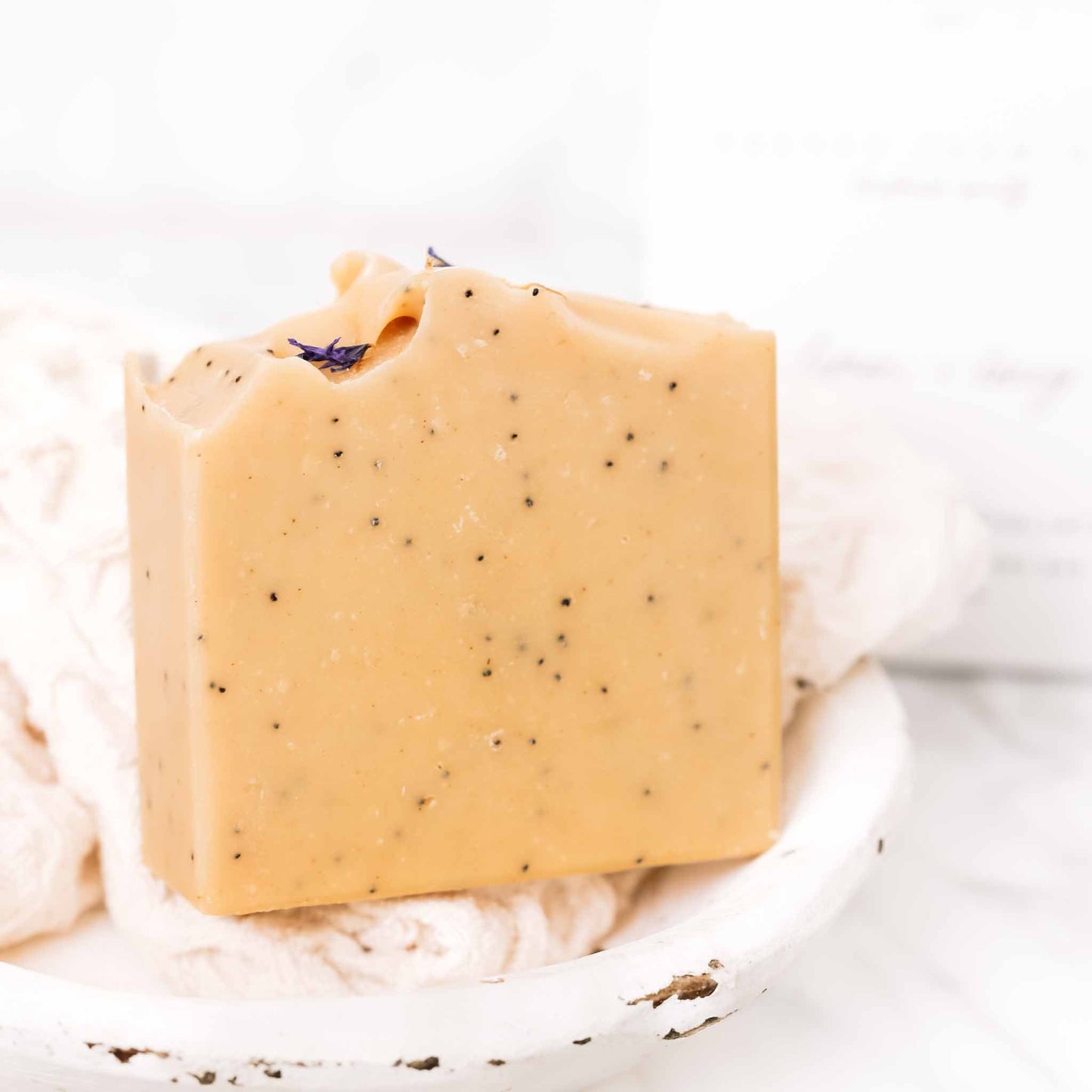 Revitalizing Lemon & Honey Poppy Seed Goat Milk Soap Bar - Korvel